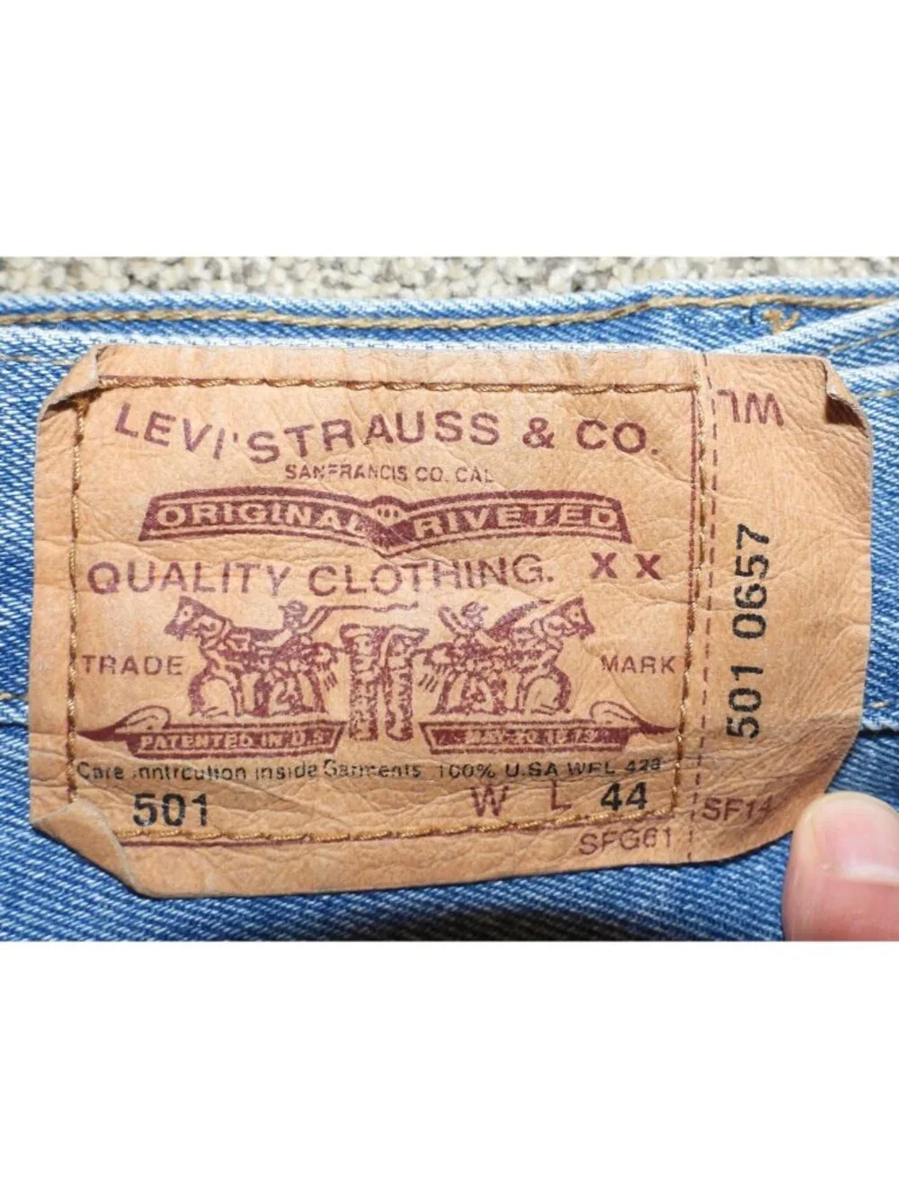Vintage Levi's 501-0657 Sakura G S-36 Denim Blue Jeans Straight Made USA 36x28